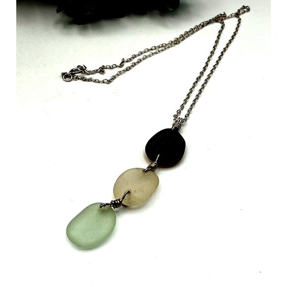 Sea Glass Necklace With Brown White & Green Stones On Silver Chain - Picture 2 of 4
